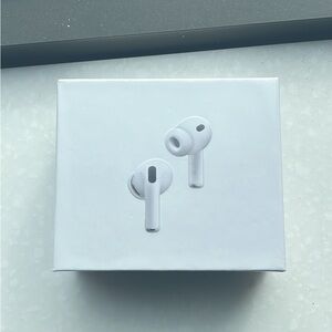 Apple White Earbud Headphones